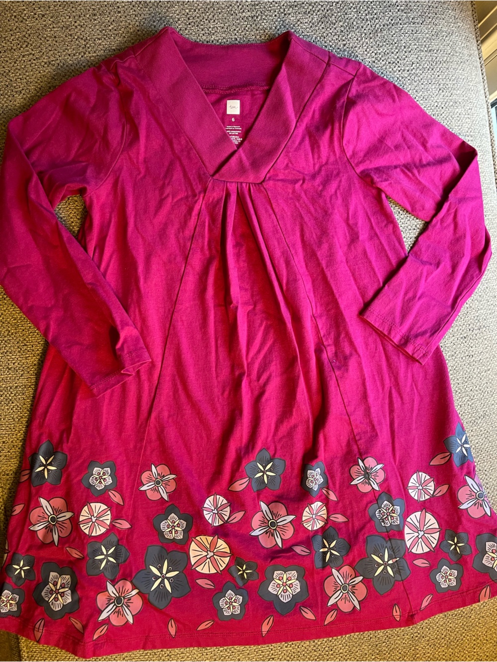 TEA Magenta Floral Long Sleeve Dress